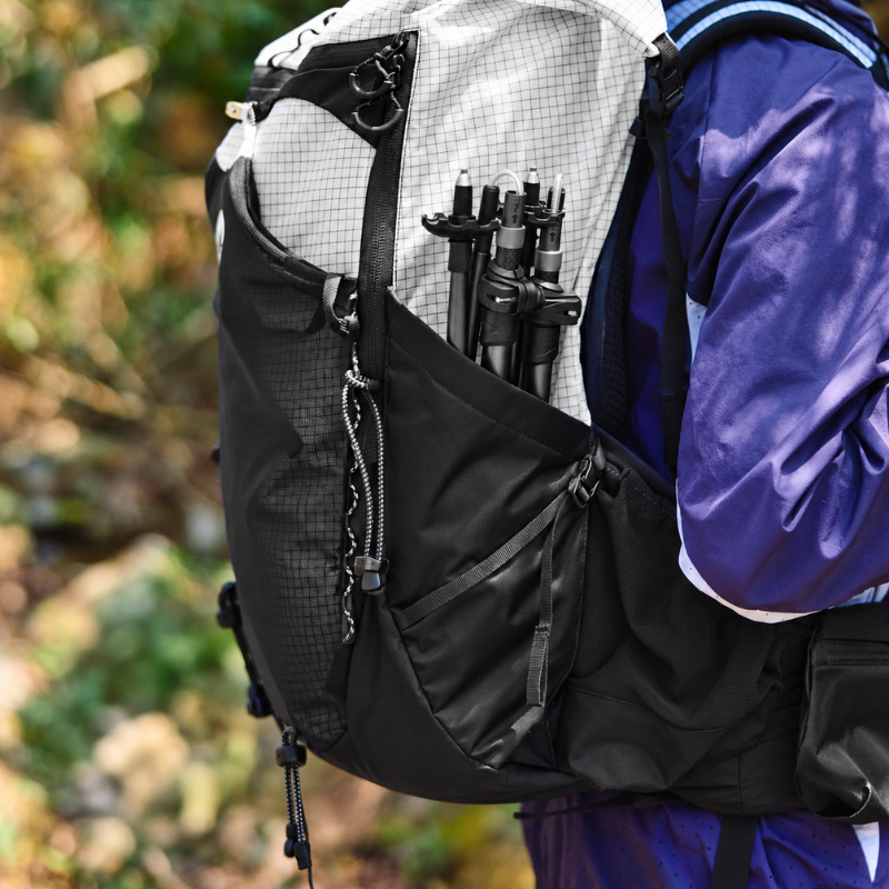 Naturehike hliníková skládací treková hůlka Gale Pro (115-135cm) 242g - černá
